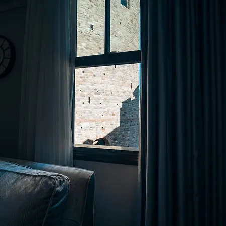 Kuledibi Suites, Historical 2-bedroom No-5 Apartamento *
